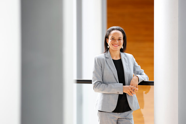 Fotó 2: Samira RAFAELA in the EP in Strasbourg