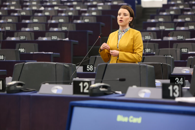 Fotografija 5: EP Plenary session - Commission statement - Global Convergence on Generative AI