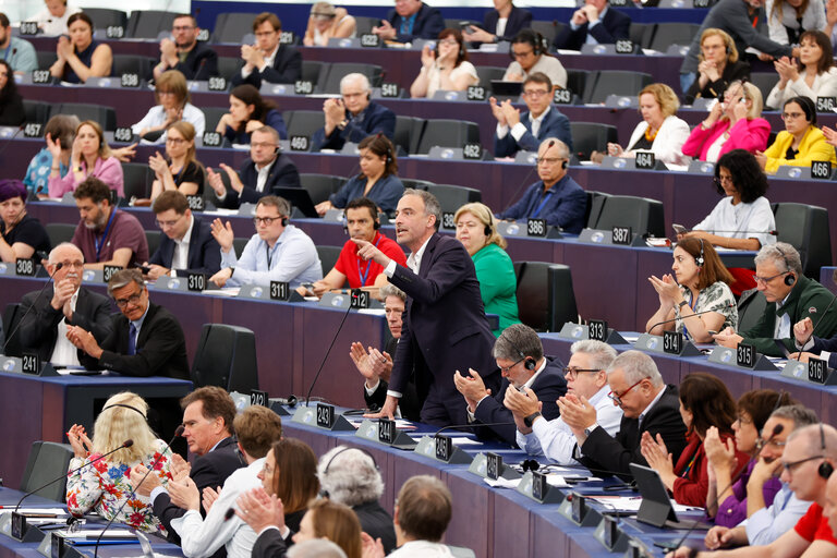 Fotografija 22: EP Plenary session - Voting session