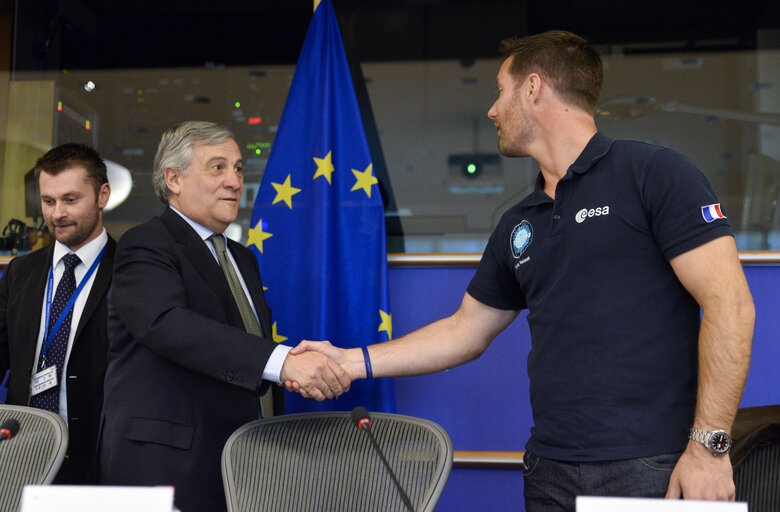 Fotografia 1: Sky and Space Intergroup event in the presence of French ESA Astronaut