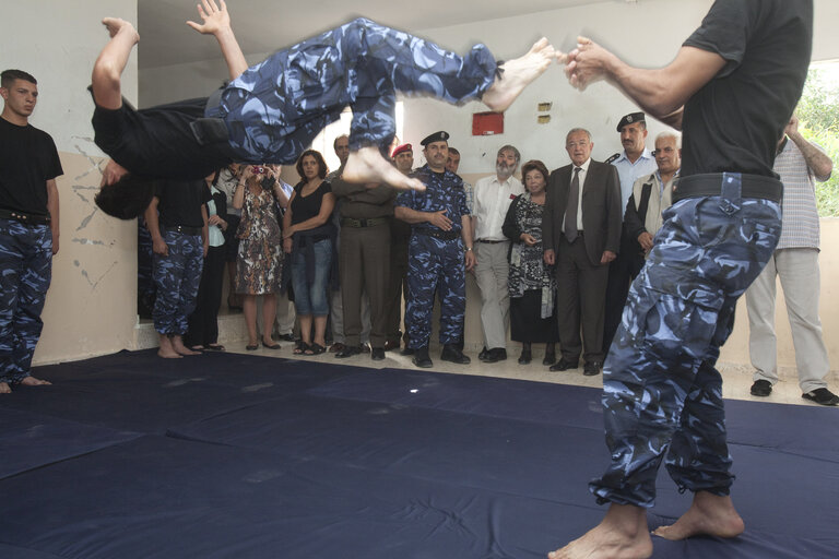 Photo 11: EP members visit a Palestinian police training base in the West Bank city of Nablus