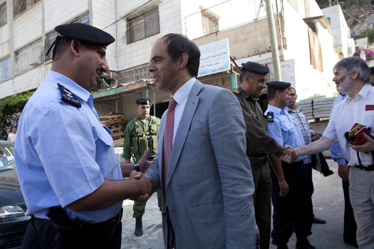 Photo 4: EP members pay a visit to the Qalandia checkpoint near the West Bank city of Ramallah and at the Palestinian Authority's Prime Minister Office