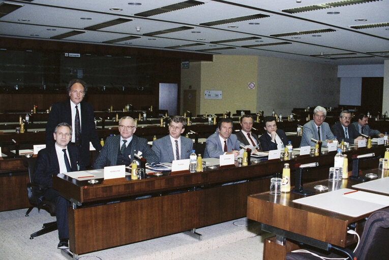 Fotografija 8: Enrique BARON CRESPO EP President meets with a delegation from Poland in Brussels