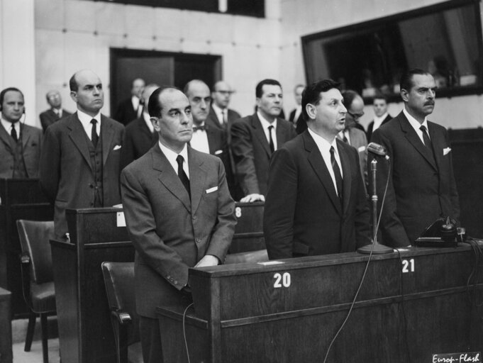 Fotografi 8: Vincenzo SCARLATO during a plenary session in Strasbourg, June 14, 1965