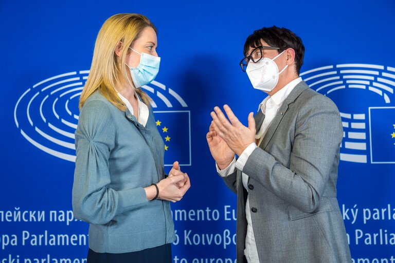 Roberta METSOLA, EP President meets with Christine SCHNEIDER.