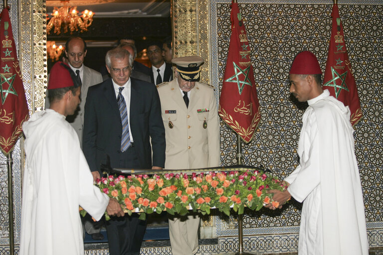 Valokuva 22: Josep Borrell Fontelles, EP President visits the Mohammed V Mausoleum in Rabat during his official visit to Morocco, September 15, 2005