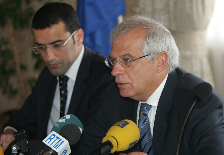 Valokuva 1: Josep Borrell Fontelles, EP President during his official visit to Morocco, September 15, 2005.