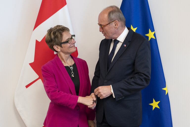 Othmar KARAS meets with the speaker of the Canadian Senate, Ms Raymonde GAGNE