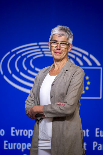 Снимка 11: Jutta PAULUS in the EP in Brussels