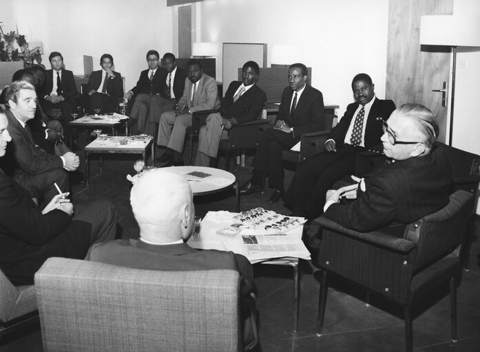 EAMA Group of african senior officials in session in November 1972