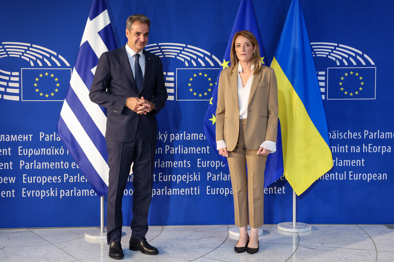 Photo 14: Roberta METSOLA, EP President meets with Kyriakos MITSOTAKIS, Greek Prime Minister