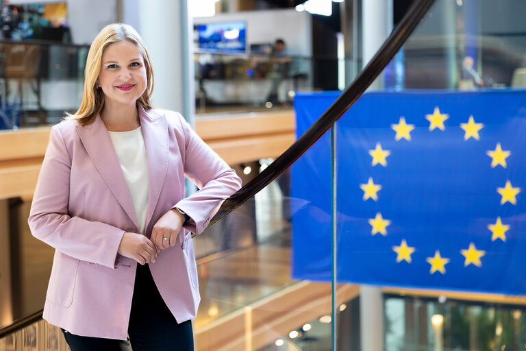 Arba KOKALARI in the EP in Strasbourg.