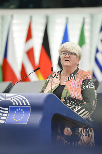 Photo 14 : EP Plenary session - Debates on cases of breaches of human rights, democracy and the rule of law (Rule 144)