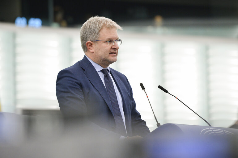 Photo 6 : EP Plenary session - Debates on cases of breaches of human rights, democracy and the rule of law (Rule 144)