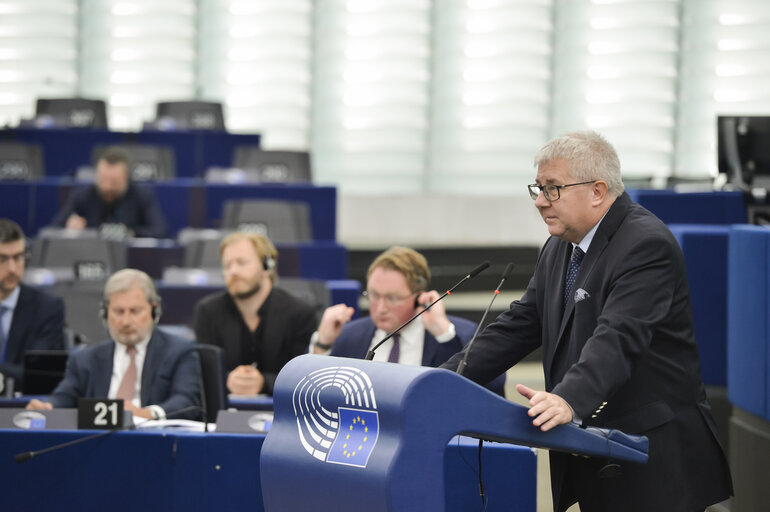 Photo 47 : EP Plenary session - Debates on cases of breaches of human rights, democracy and the rule of law (Rule 144)