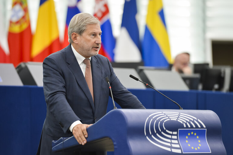 Photo 38 : EP Plenary session - Debates on cases of breaches of human rights, democracy and the rule of law (Rule 144)