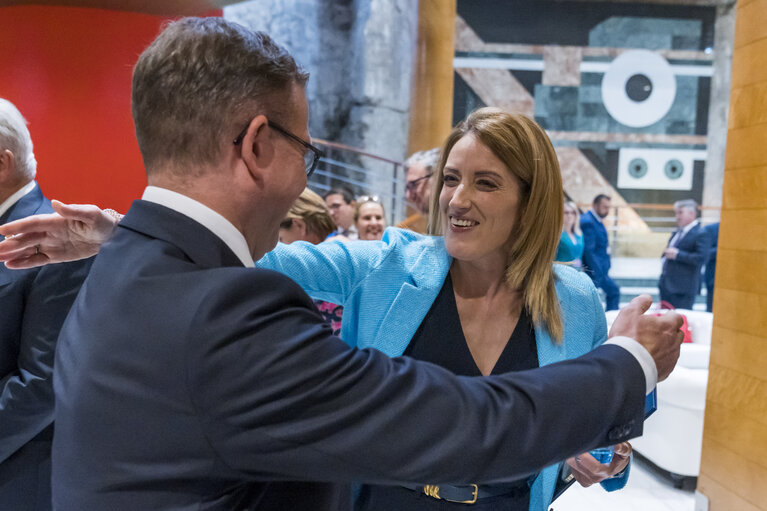 Fotografie 8: Roberta METSOLA, EP President, participates to the Meeting of the European Political Community, in Granada (Spain)