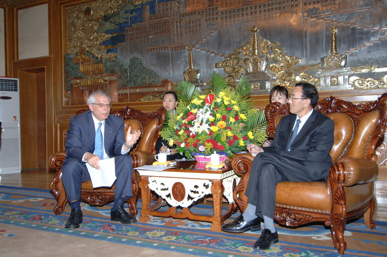 Valokuva 20: Josep Borrell Fontelles, EP President during his official visit to China, July 11, 2006