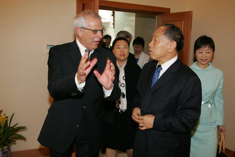 Fotografia 16: Josep Borrell Fontelles, EP President during his official visit to China, July 12-13, 2006