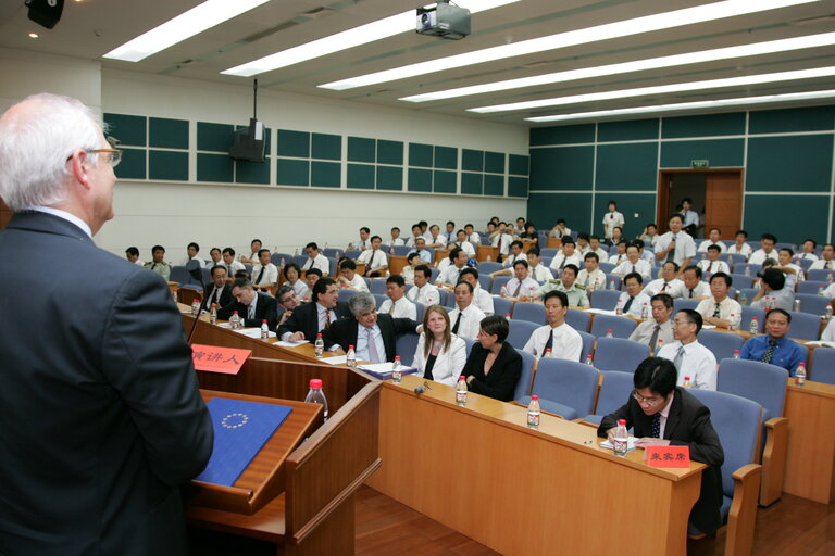 Fotografia 17: Josep Borrell Fontelles, EP President during his official visit to China, July 12-13, 2006