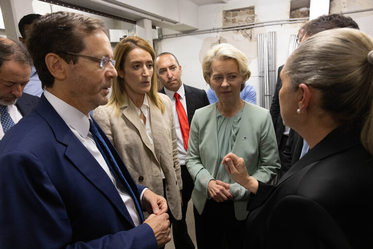 Fotogrāfija 7: Official visit by Roberta METSOLA, EP President to Israel: Meeting with Isaac HERZOG, President of Israel