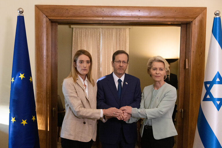 Fotogrāfija 5: Official visit by Roberta METSOLA, EP President to Israel: Meeting with Isaac HERZOG, President of Israel