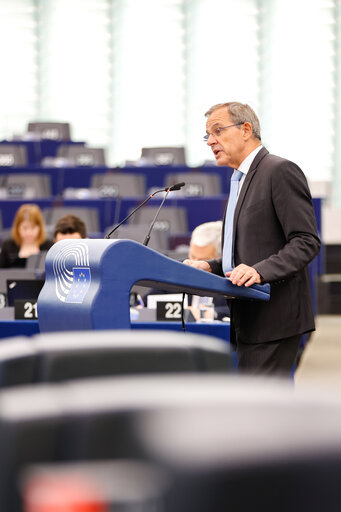 Fotografia 3: EP Plenary session - Effectiveness of the EU sanctions on Russia