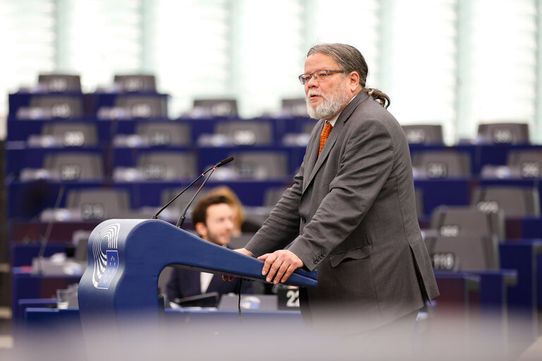 Fotografi 31: EP Plenary session - Effectiveness of the EU sanctions on Russia