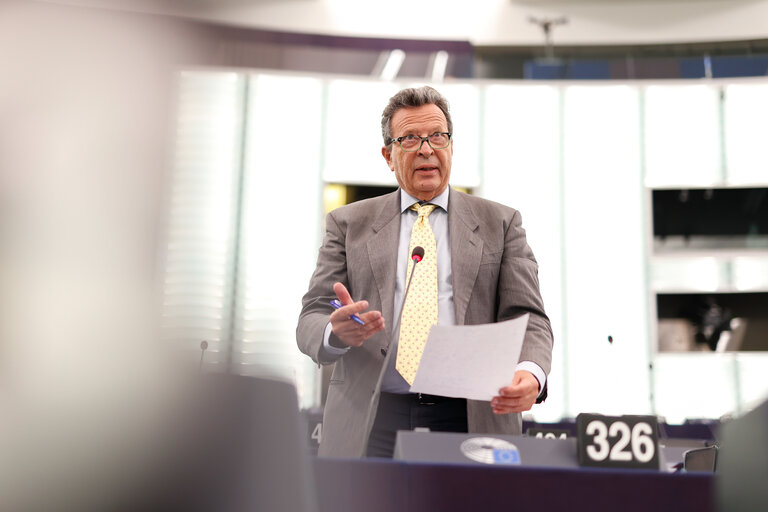 Fotografija 6: EP Plenary session - Effectiveness of the EU sanctions on Russia