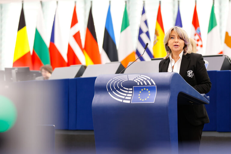 Φωτογραφία 11: EP Plenary session - Effectiveness of the EU sanctions on Russia