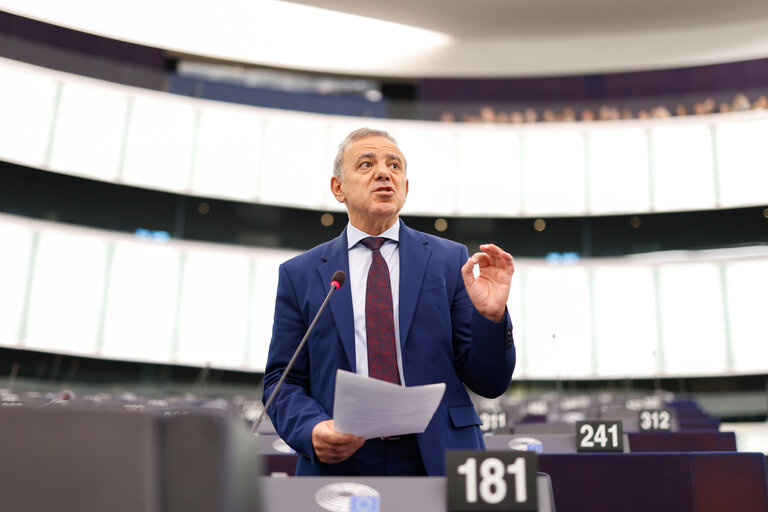 Fotografija 3: EP Plenary session - Effectiveness of the EU sanctions on Russia