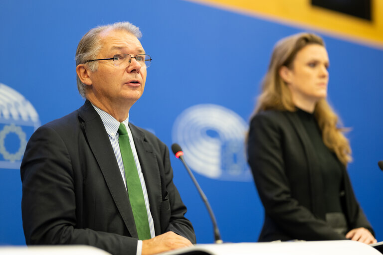 Fotografija 8: Press briefing Greens/EFA