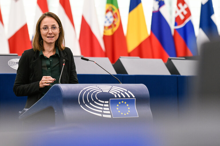 Suriet 19: EP Plenary session - Council and Commission statements - Urgent need for a coordinated European response and legislative framework on intrusive spyware, based on the PEGA enquiry committee recommendations