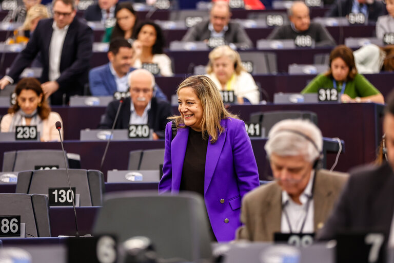 Photo 2 : EP Plenary session - Council and Commission statements - Preparation of the European Council meeting of 26-27 October 2023