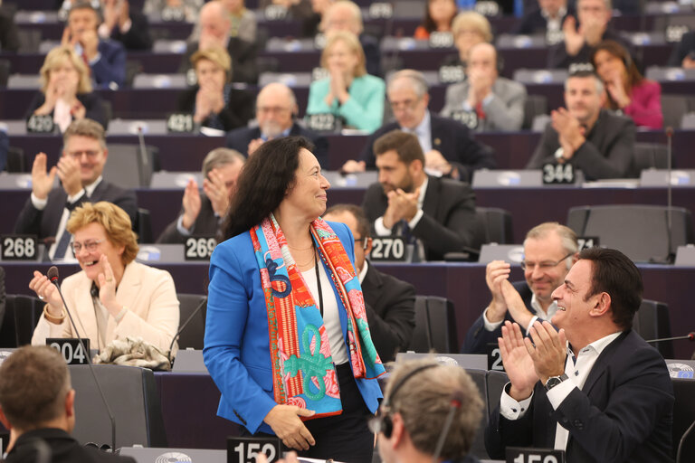 Fotó 24: EP Plenary session - Voting session