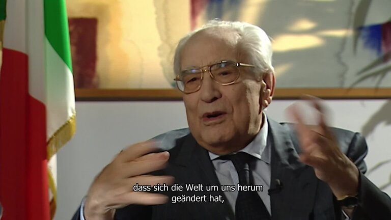 DE Subtitles - The story of the EP by its Presidents: Emilio COLOMBO, EP President 1977-1979 - A vision of the future for Europe