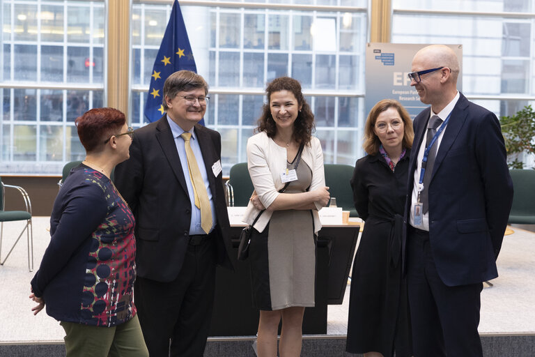 Fotografia 41: EPRS Policy Roundtable - Lessons learned from the COVID-19 pandemic: Recommendations for the future