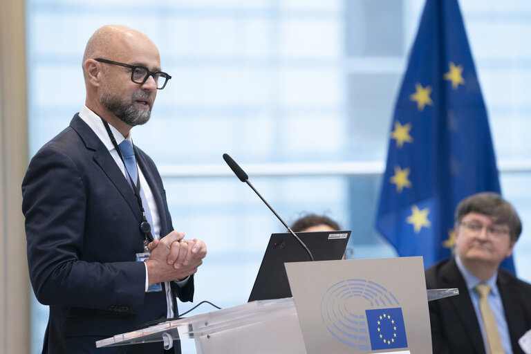 EPRS Policy Roundtable - Lessons learned from the COVID-19 pandemic: Recommendations for the future