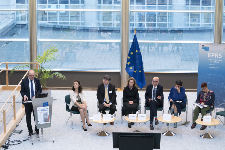 Fotografia 28: EPRS Policy Roundtable - Lessons learned from the COVID-19 pandemic: Recommendations for the future