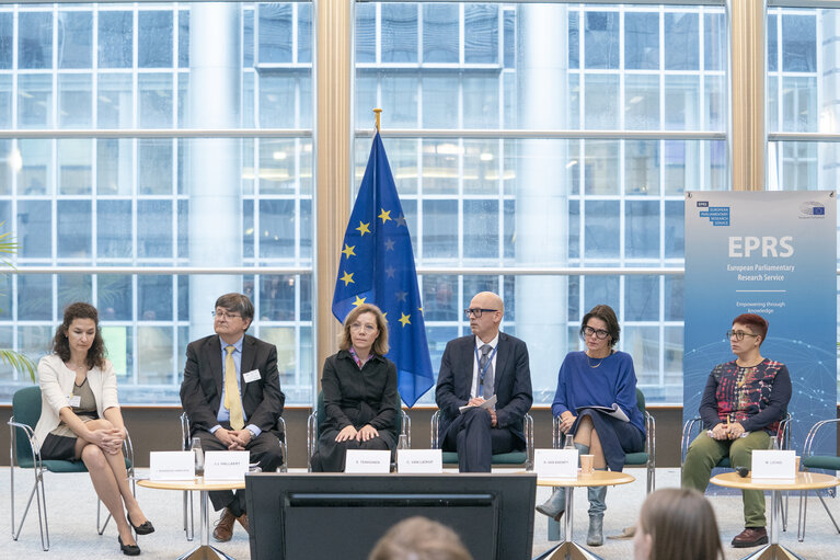 Fotografia 21: EPRS Policy Roundtable - Lessons learned from the COVID-19 pandemic: Recommendations for the future