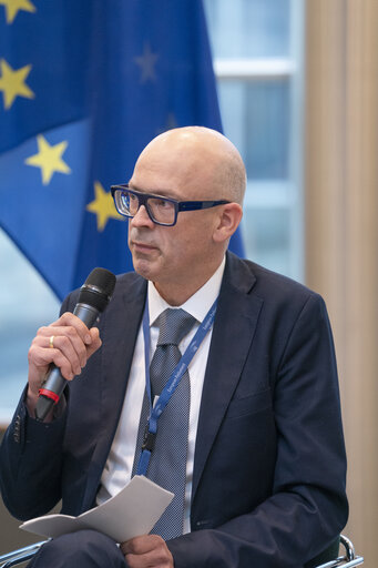 Fotografia 15: EPRS Policy Roundtable - Lessons learned from the COVID-19 pandemic: Recommendations for the future