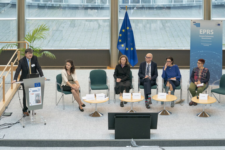 Fotografia 1: EPRS Policy Roundtable - Lessons learned from the COVID-19 pandemic: Recommendations for the future