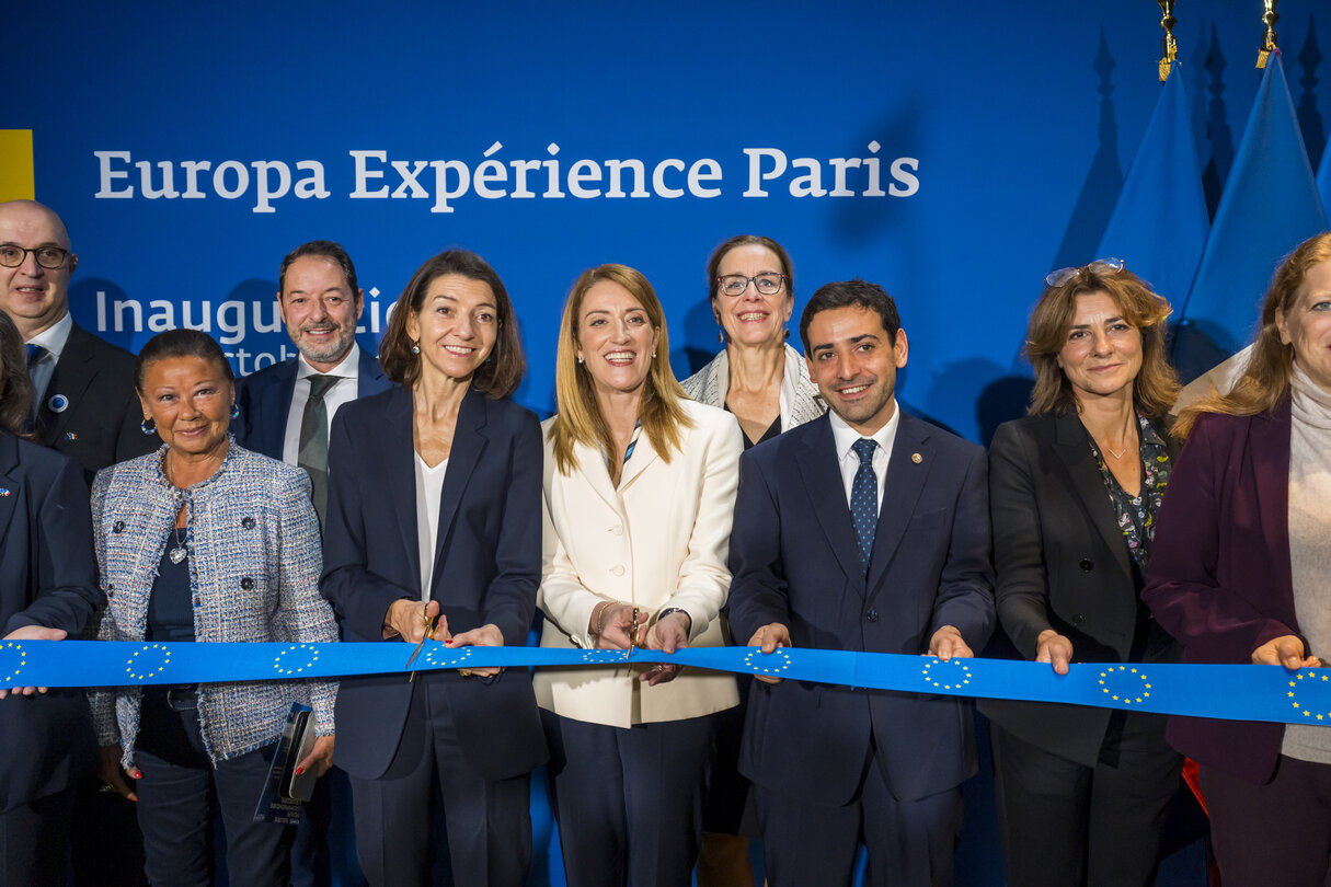 Official visit by Roberta METSOLA, EP President to Paris ( France ) - Inauguration of the Europa Experience