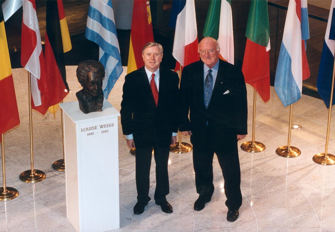 Pat Cox, former president of the European Parliament and Lord Russell Johnston, former president of the Parliamentary Assembly of the Council of Europe in Strasbourg in 2001