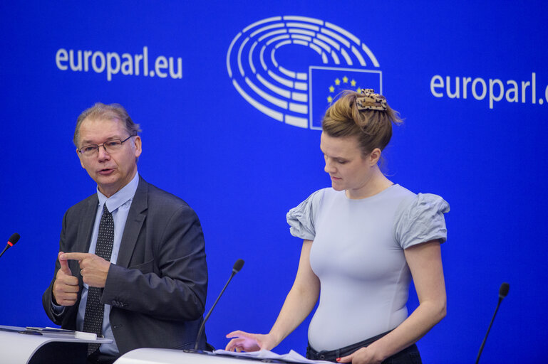 Press briefing Greens/EFA
