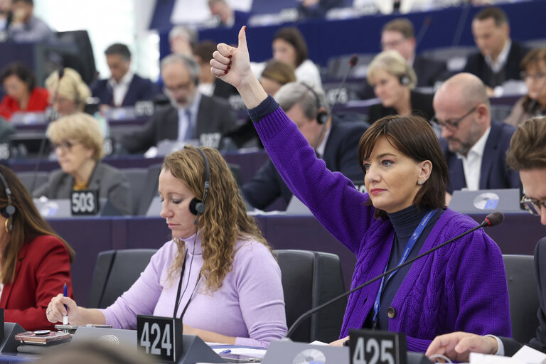 Fotografia 6: EP Plenary session - Voting session including 2024 budget procedure and signing ceremony