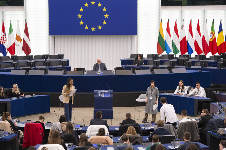 Fotó 27: Euroscola