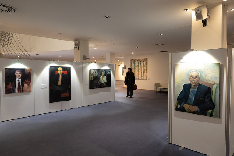 Portraitist of politicians past and present exhibition