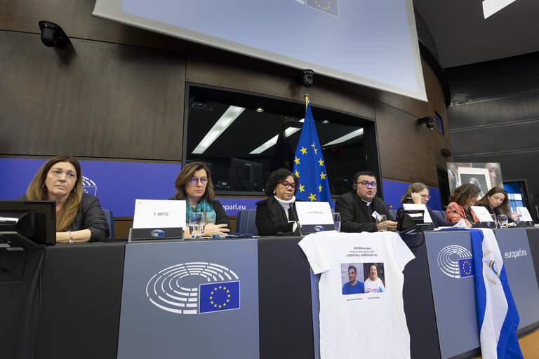 Foto 10: Media Seminar - European Parliament Sakharov Prize for Freedom of Thought - Meeting with finalists