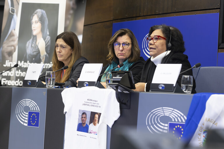 Foto 19: Media Seminar - European Parliament Sakharov Prize for Freedom of Thought - Meeting with finalists